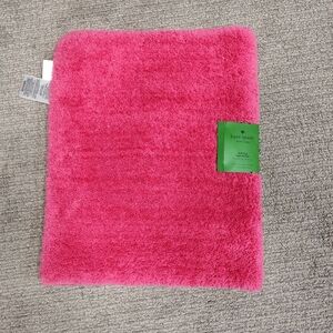 NWT! Kate Spade Hot Pink Bathroom Rug - 20" X 32"